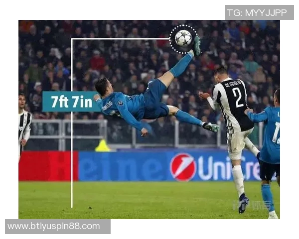 年度最佳中前卫候选名单揭晓麦克托米奈内维斯佩德里赖斯争夺荣誉