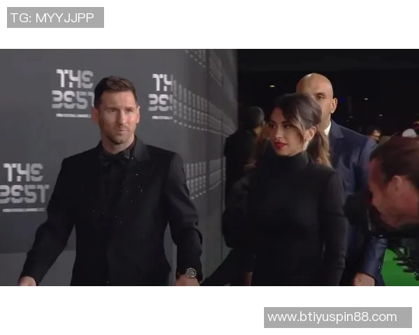 梅西坦言情感表达困难仍愿为安东内拉准备花朵重温初吻甜蜜回忆